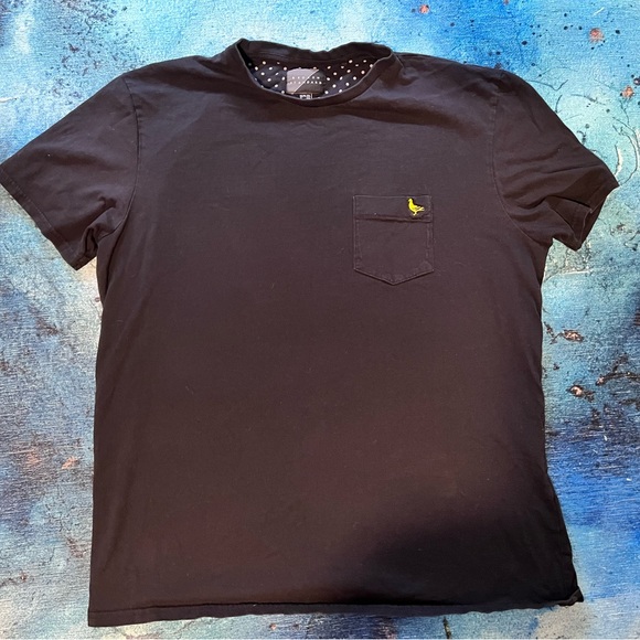 3 for $13 Broken standard tshirt - Picture 1 of 3